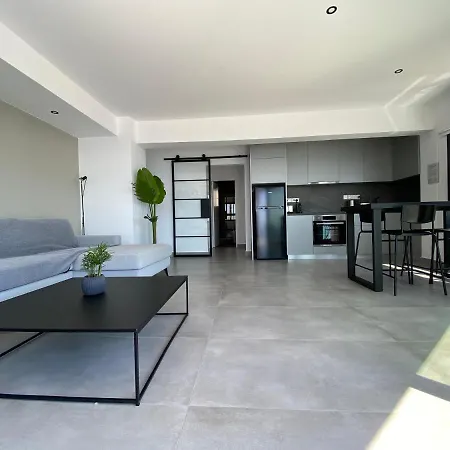 Sea La Vie #2 - Luxury Seaview 아파트 파포스
