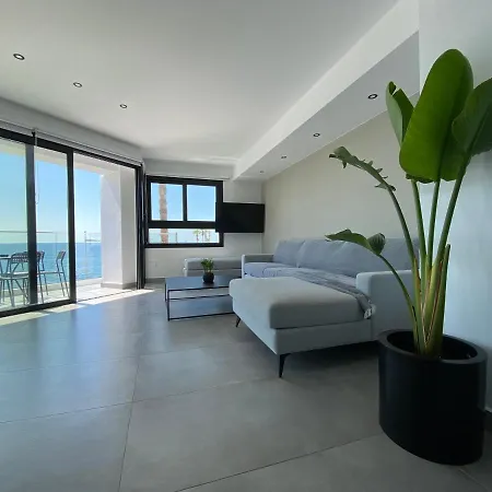 Sea La Vie #2 - Luxury Seaview Daire Pafos